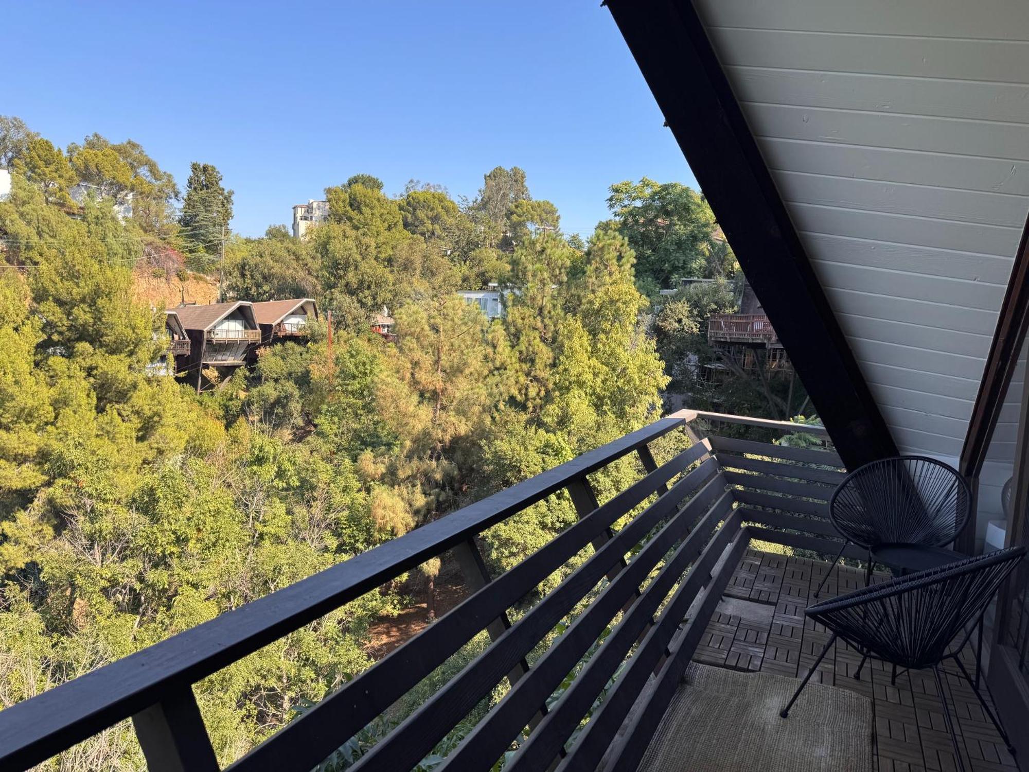 Architectural Marvel In Hollywood Hills With Views Villa - Los Angeles — Photos 3